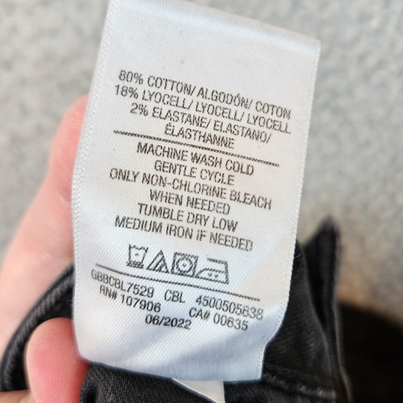 Hudson Womens Collin Midrise Bootcut Cropped Raw Hem Black Jean Sz 27 Distressed - Picture 12 of 12